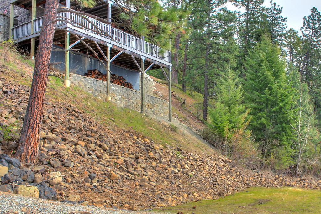 Beautiful Lake Coeur D'Alene Cabin On The Bay Hotel Mica Екстериор снимка